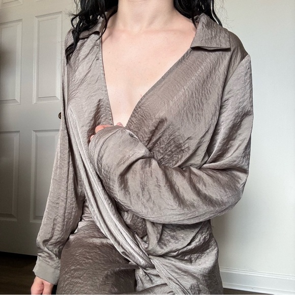 Nude Brand Silky Maxi Long Sleeve Dress Size L - Picture 2 of 3